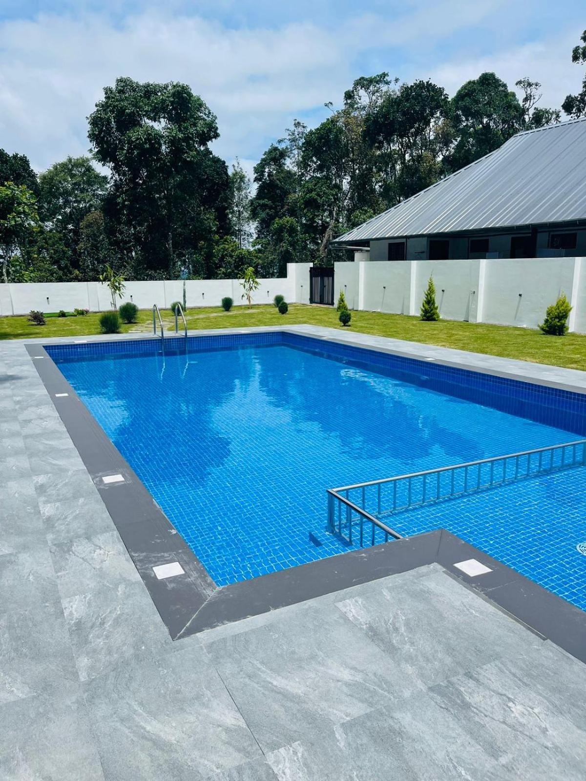 The Windy Mist Resort Munnar Chinnakanal Exterior foto