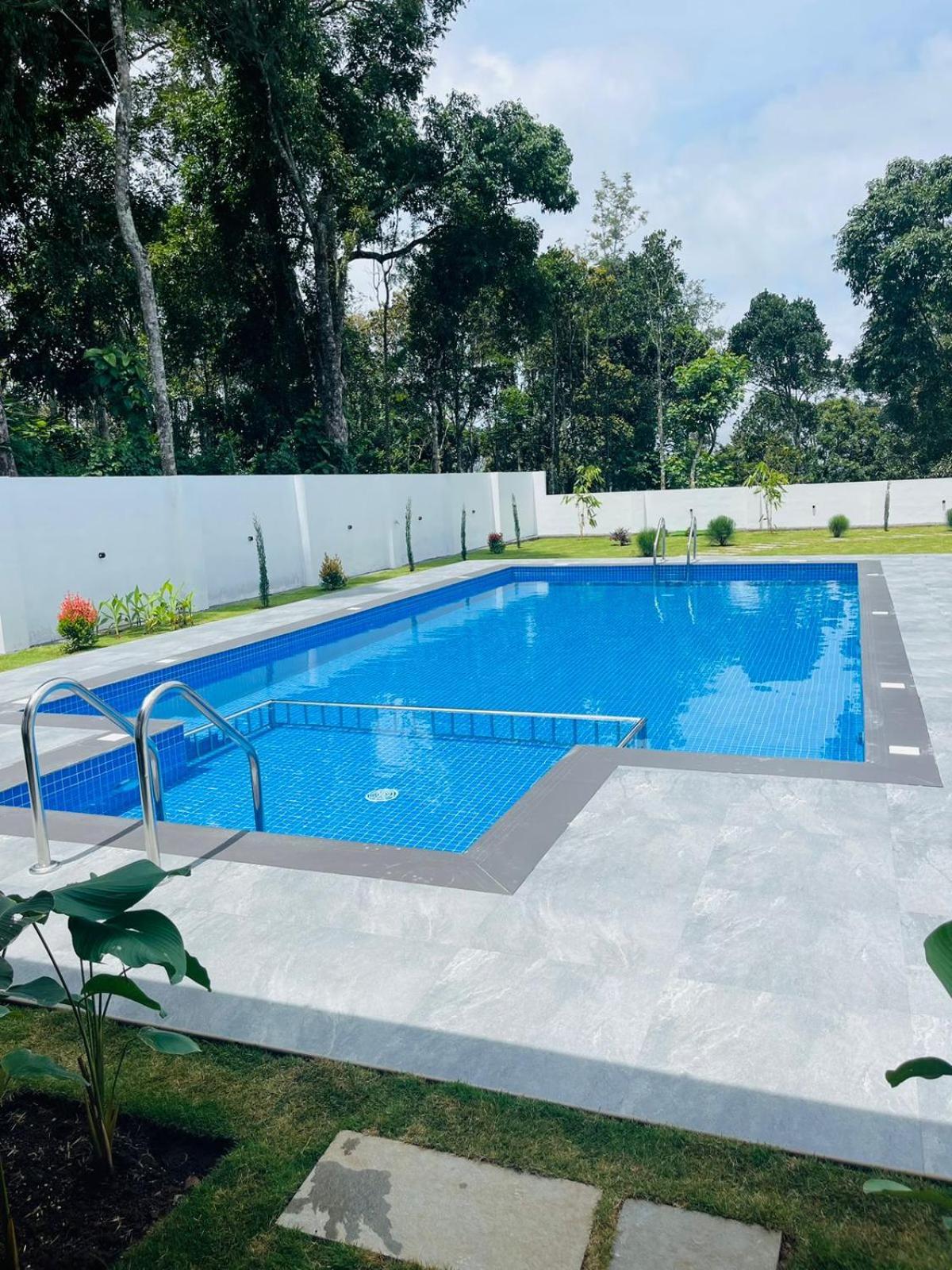 The Windy Mist Resort Munnar Chinnakanal Exterior foto